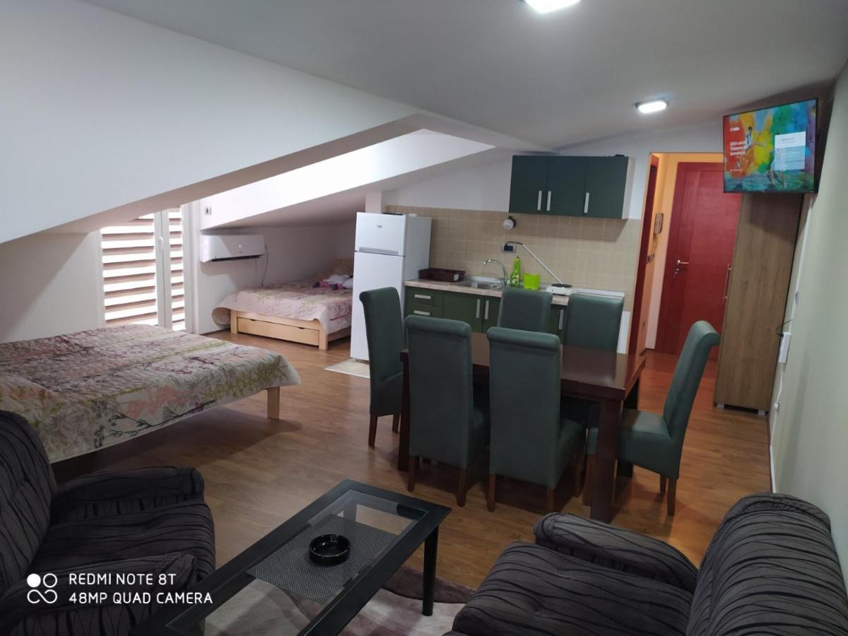 Apartment Agape